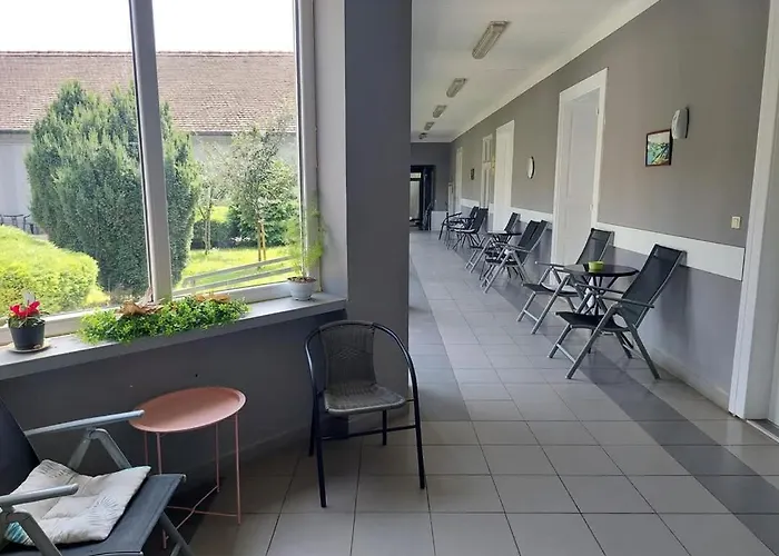 Проживание в семье Domus025 Crvenka